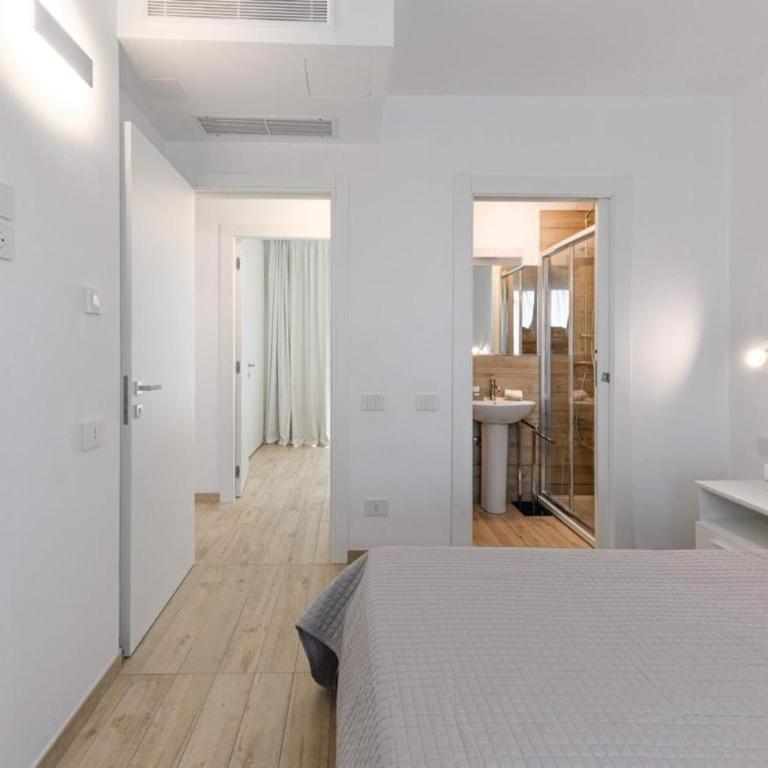 Stunning Capo Falcone Apartments 2 Bedrooms sleeps 6 - Appartamento - 8