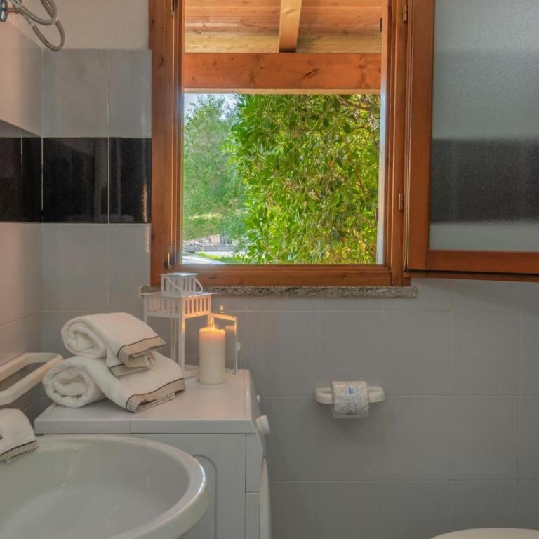 Outstanding Residenze Gallura 2 Bedroom sleeps with Child - Apartment - 8