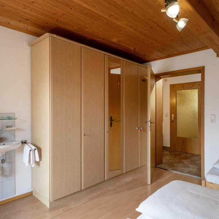 Haus Ascher-Gruber - Two-Bedroom Apartment with Shower - 8