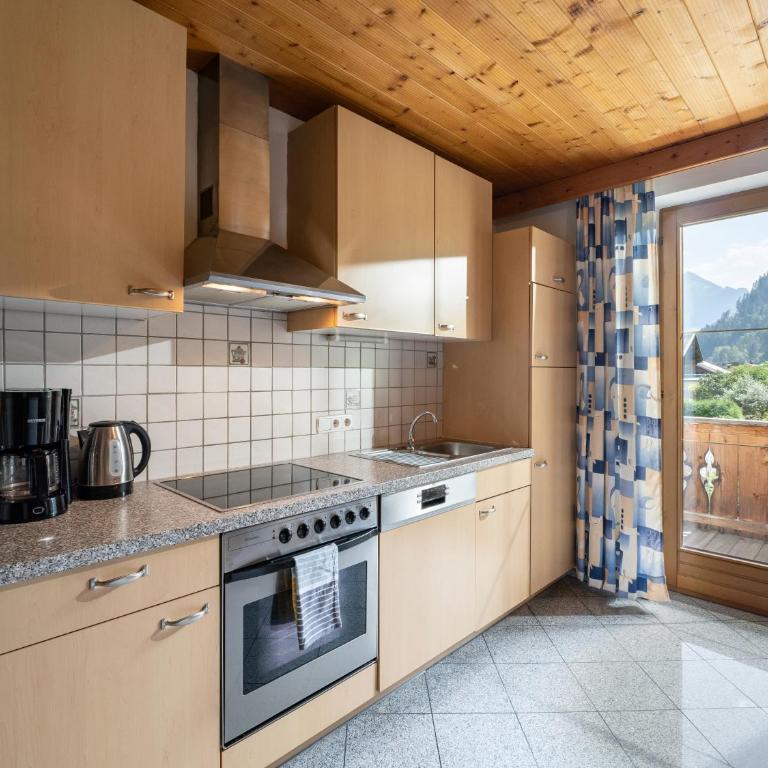 Haus Ascher-Gruber - Two-Bedroom Apartment with Shower - 4