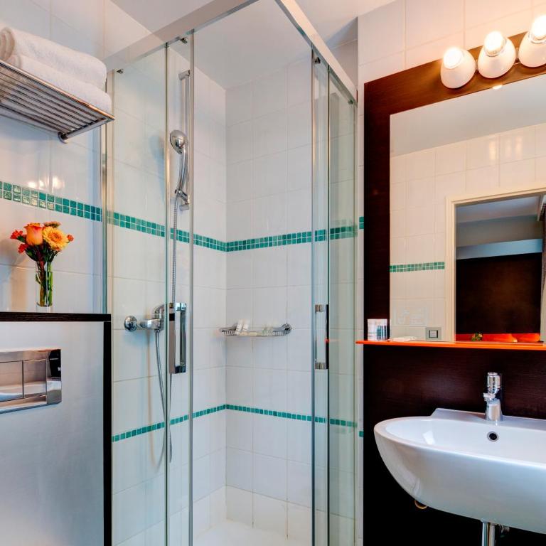 Design Hotel f6 - Chambre Double ou Lits Jumeaux Supérieure - 2
