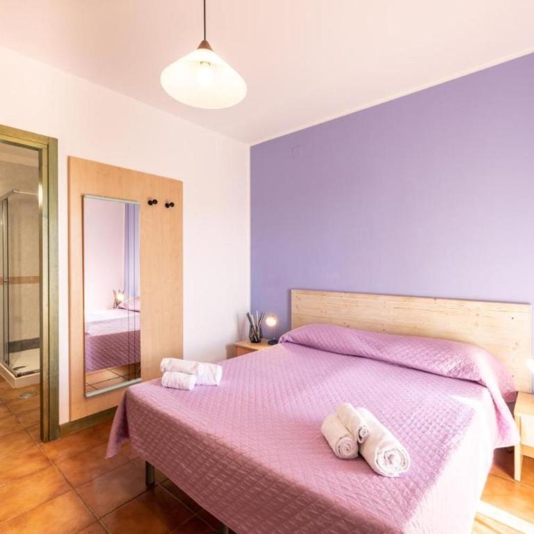 Quaint Residence I Mirti Bianchi 1 Bedroom Sleeps 2 persons num0488n - Apartment - 2