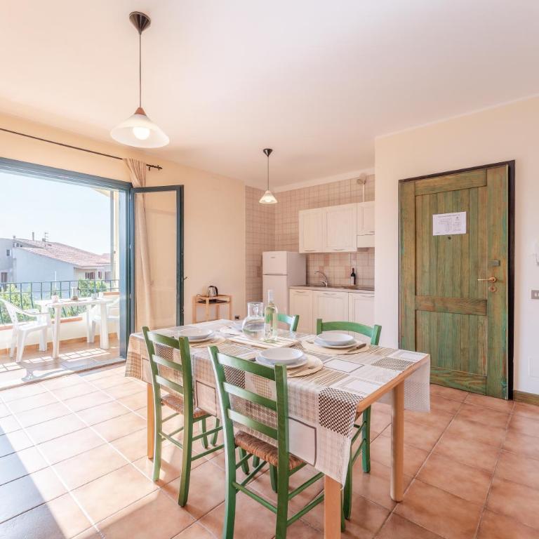 Quaint Residence I Mirti Bianchi 1 Bedroom Sleeps 2 persons num0488n - Apartment - 25