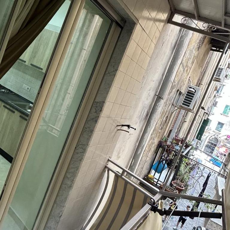 HV Dora apartment Naples historic center - Apartment with Balcony - 19