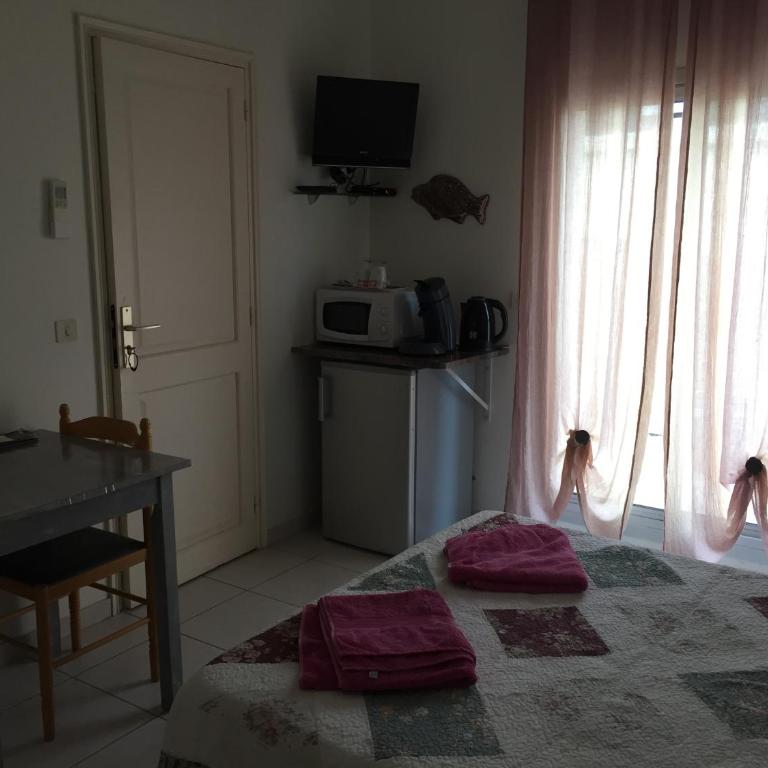Grande chambre dans villa proche de la plage - Grande Chambre Double - 4