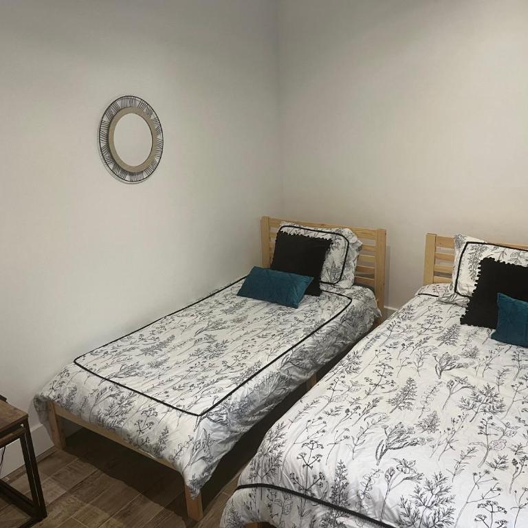 Le Victor - Two-Bedroom Apartment - 16