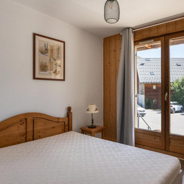Les Marmottes-32- 10 pers - Appartement - 10