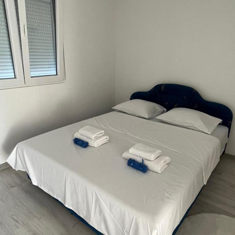 Knežević apartman - One-Bedroom Apartment - 8