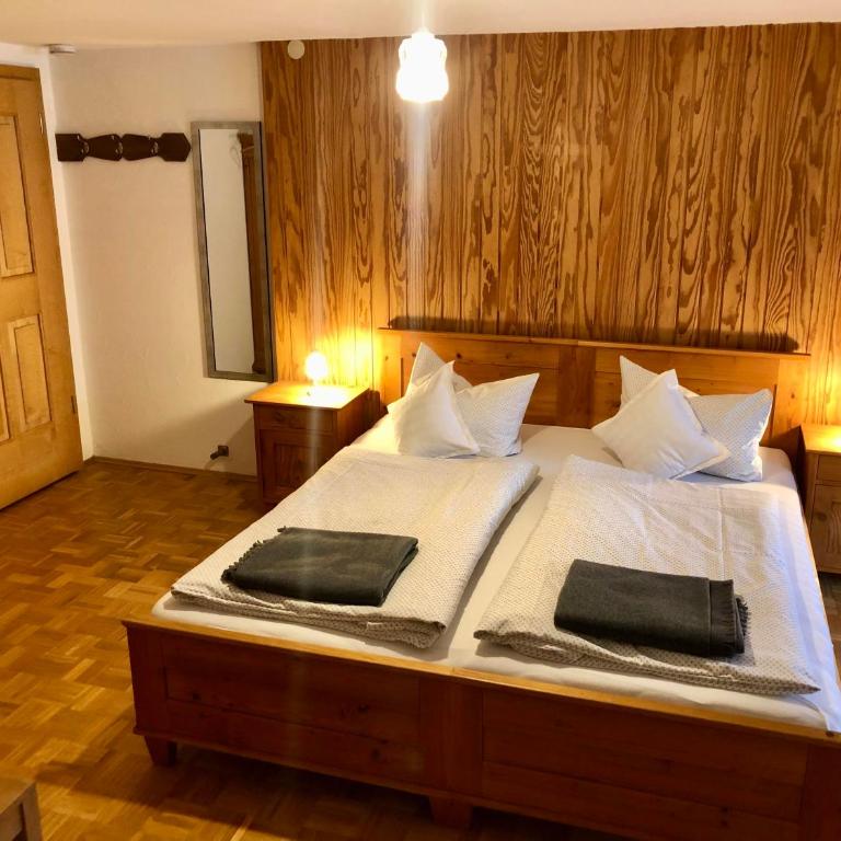 Haus Huber - Apartment mit 3 Schlafzimmern und Dusche - 13