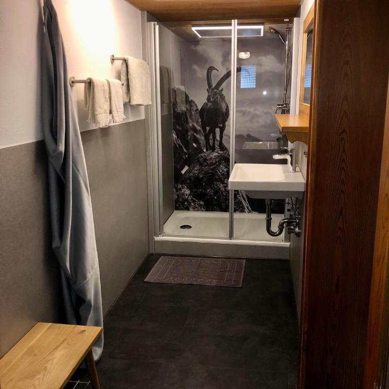 Haus Huber - Apartment mit 3 Schlafzimmern und Dusche - 4