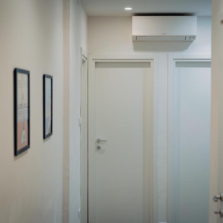 [Centro Storico] Moderno Trilocale con Balcone - Appartamento con 2 Camere da Letto - 17