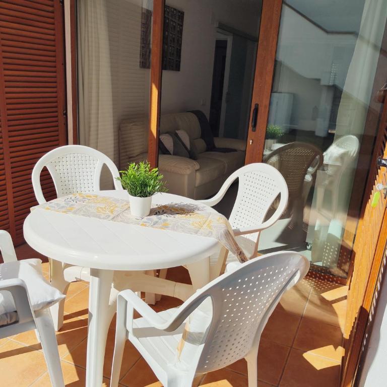 Los Balandros 104 with terrace by SunHousesCanarias - Apartamento de 2 dormitorios - 12