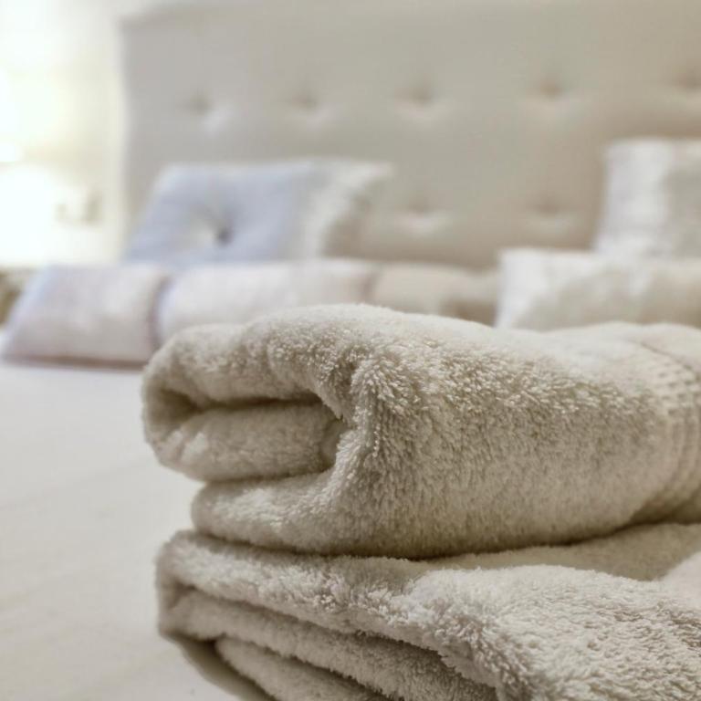 Encanto en la Judería: Apartamento con Patio - Apartamento de 2 dormitorios - 15