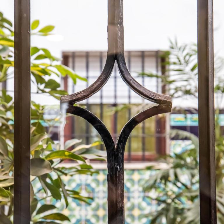 Encanto en la Judería: Apartamento con Patio - Apartamento de 2 dormitorios - 24
