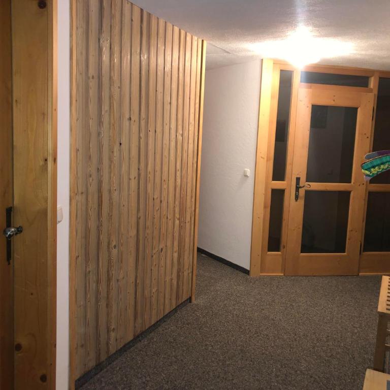Haus Huber - Apartment mit 3 Schlafzimmern und Dusche - 28