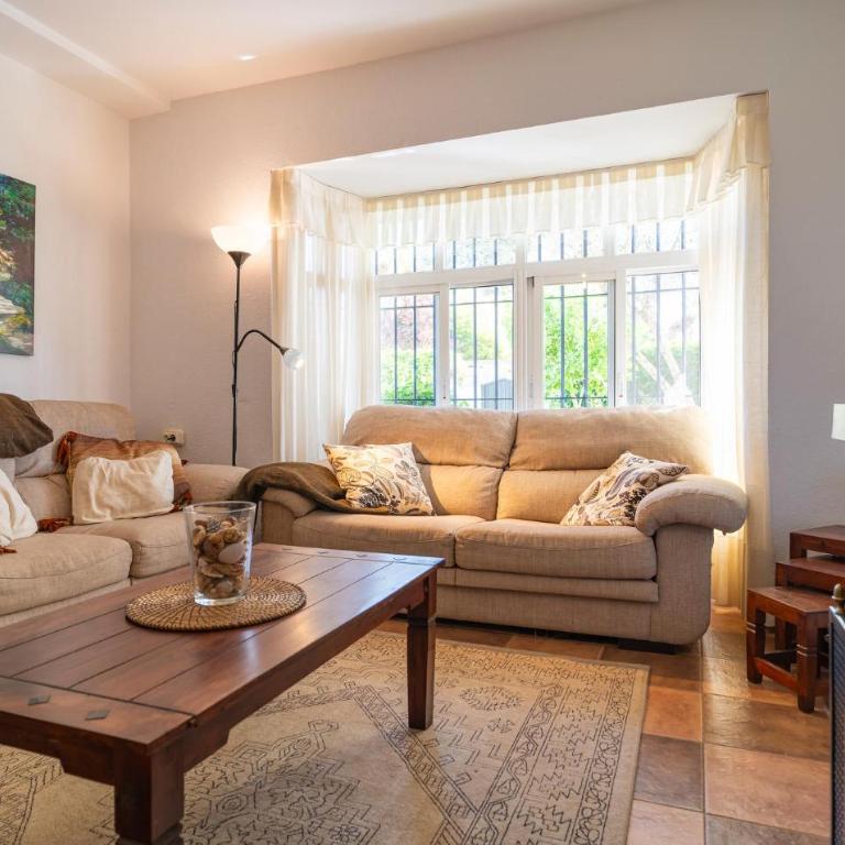 Awesome Home In Chiclana De La Fronter - Casa Vacacional de 3 dormitorios - 5