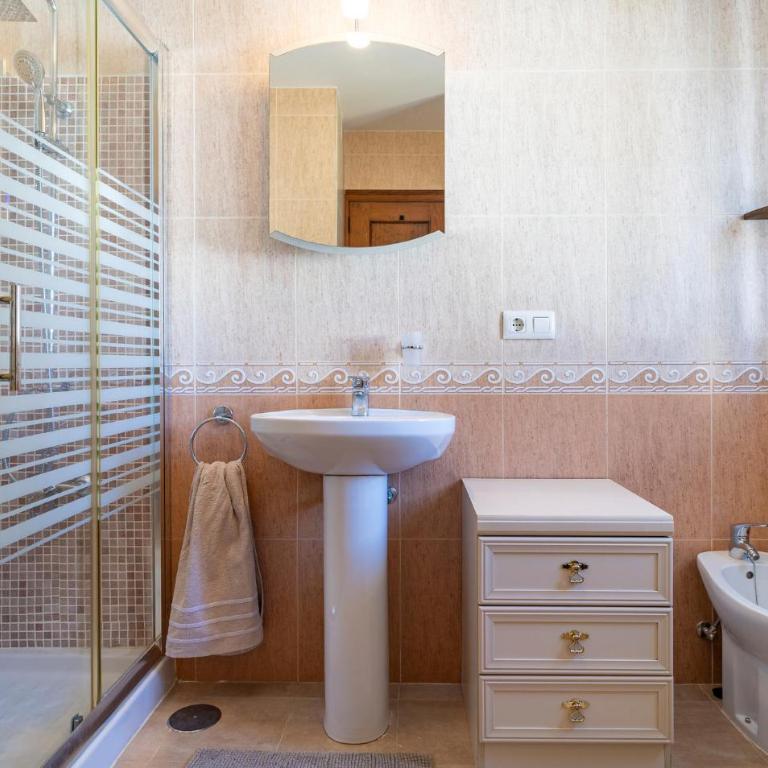 Awesome Home In Chiclana De La Fronter - Casa Vacacional de 3 dormitorios - 12