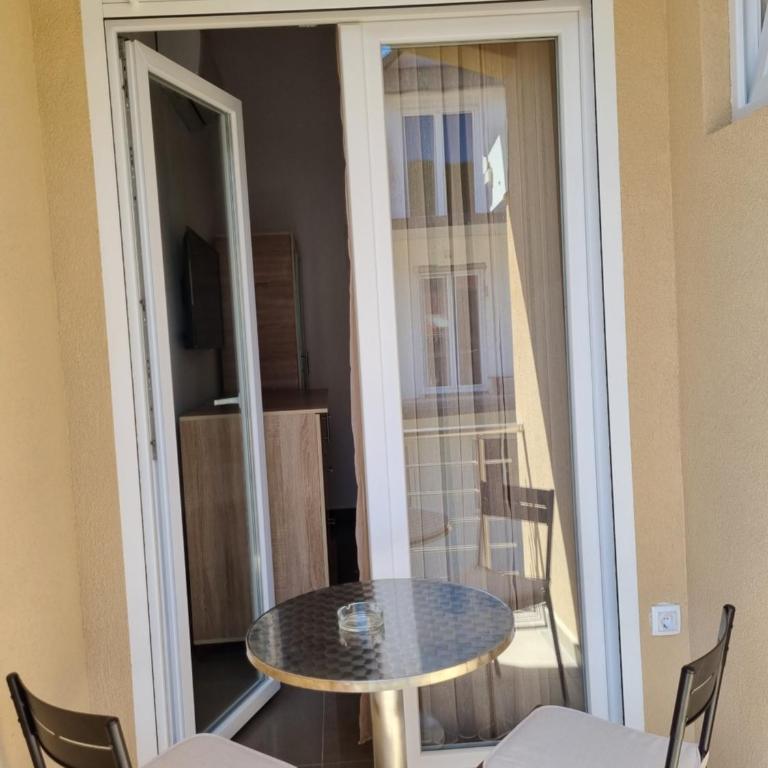 Apartmani Mihailovic - Standard Queen Room - 3
