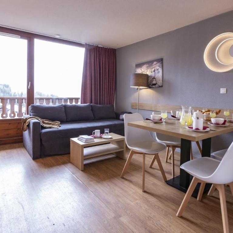 Résidence Odalys Le Buet - Appartement 4 Chambres (8 Personnes) - 12