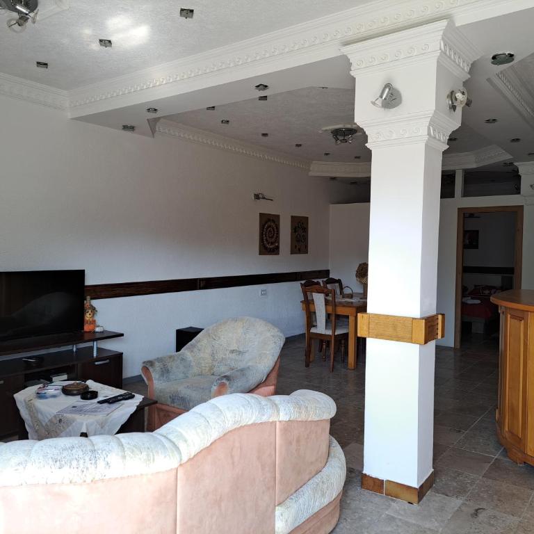 Apartman LOKI - Apartman sa Dve Spavaće Sobe i Sopstvenim Bazenom - 19
