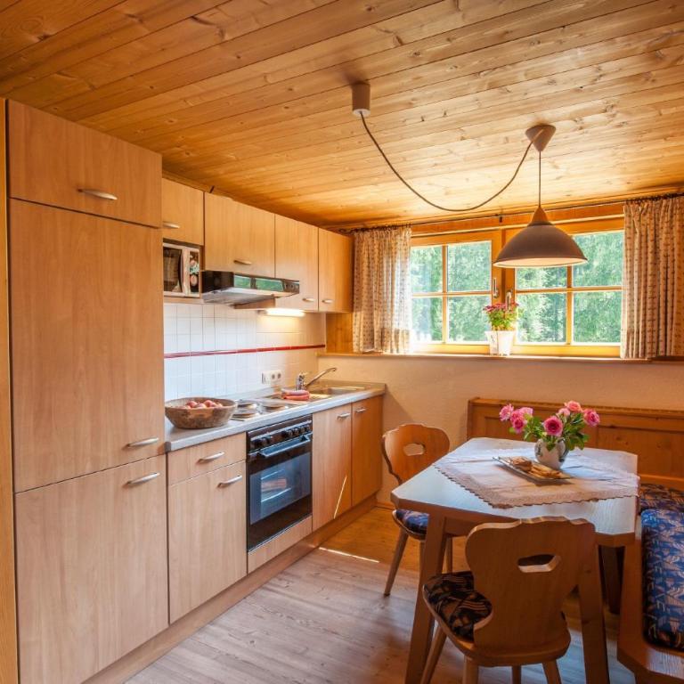 Zugspitzhotel Diana Thörle - Großes Apartment mit 1 Schlafzimmer - 2