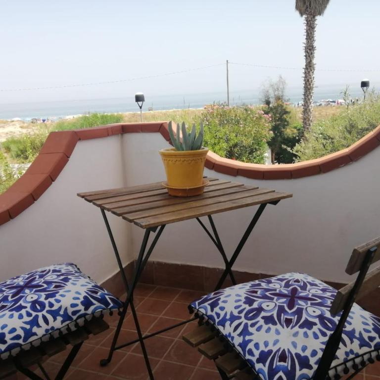 Dimora dell’Ozio in riva al mare - Three-Bedroom Villa - 12