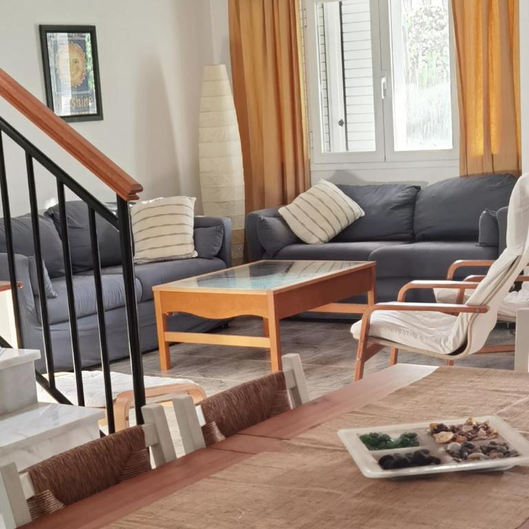 Duplex en urbanización con piscina comunitaria y wifi - Casa de 3 dormitorios - 27