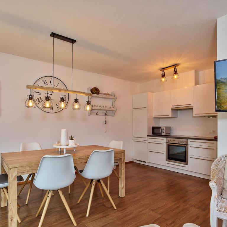 Alpen Diamond Penthouse & Apartment - Apartment mit 2 Schlafzimmern und Terrasse - 28