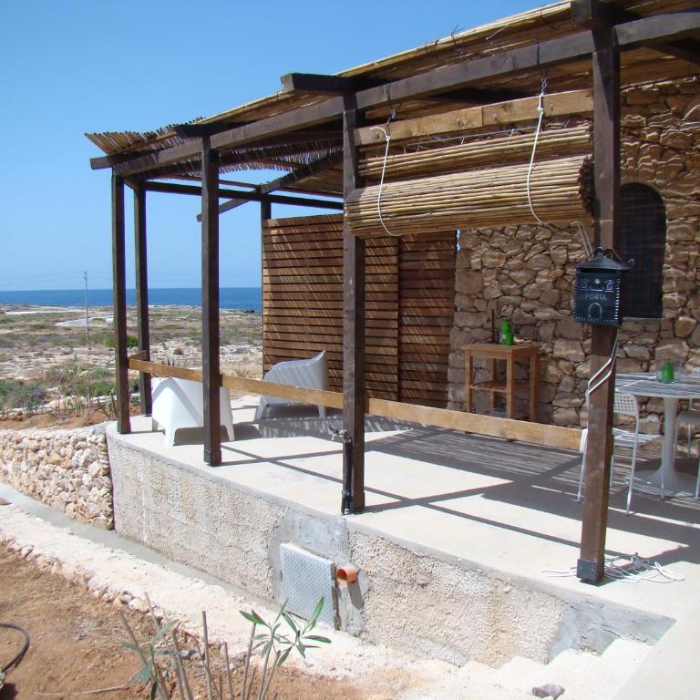Holiday House Lampedusa - Villa mit Meerblick - 9