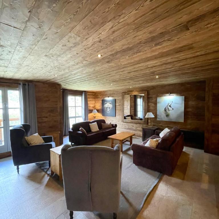 ARC 1950 - Appartement 5 personnes - ski aux pieds - Sauna, Hammam, Jacuzzi - One-Bedroom Apartment with Balcony and Mountain View - 21