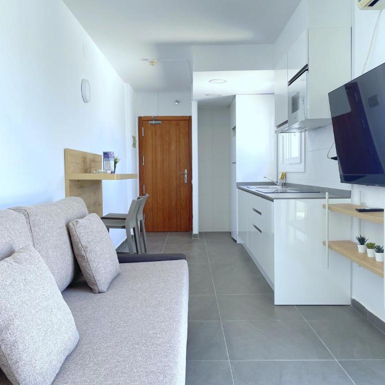 Rentalmar Blue Beach & Pool - Estudio - 8