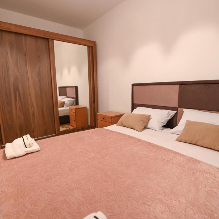 Apartman Oskar - Two-Bedroom Apartment - 25