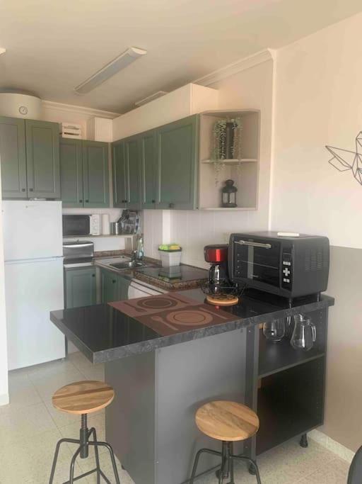 Appartement très sympa vue mer 50 m de la plage proche centre ville piscine wifi - Apartamento de 2 dormitorios - 11