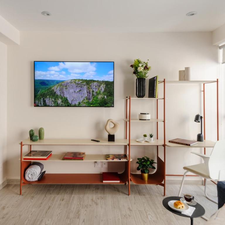 Choapan 28 - Lux Apartments in Condesa - Suite with Balcony - 13