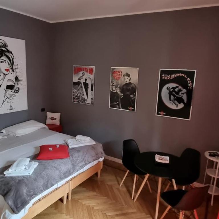TRNAPT Torino Apartments PORTA SUSA - Double or Twin Room with Private Bathroom - 7