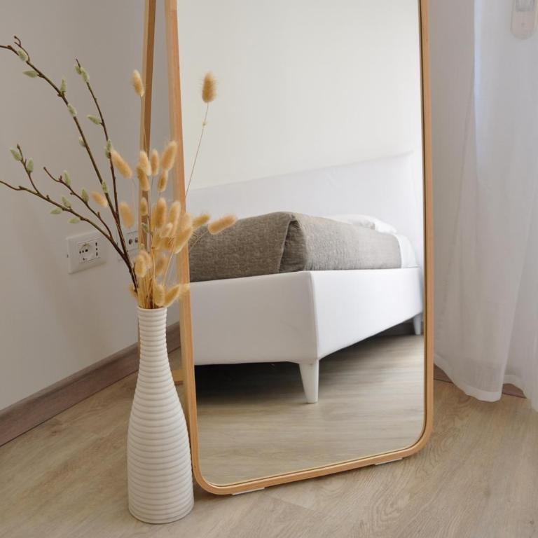 Cozy home close to the city center - One-Bedroom Apartment - 20