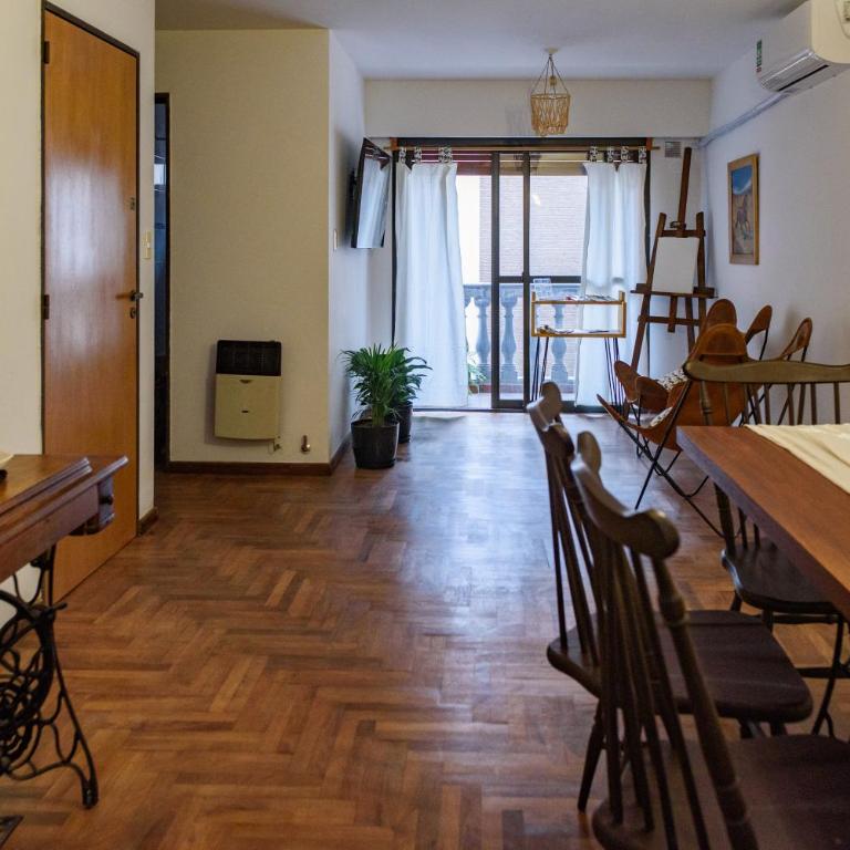 Cosy local artist's flat, central location - Apartamento de 1 dormitorio - 18