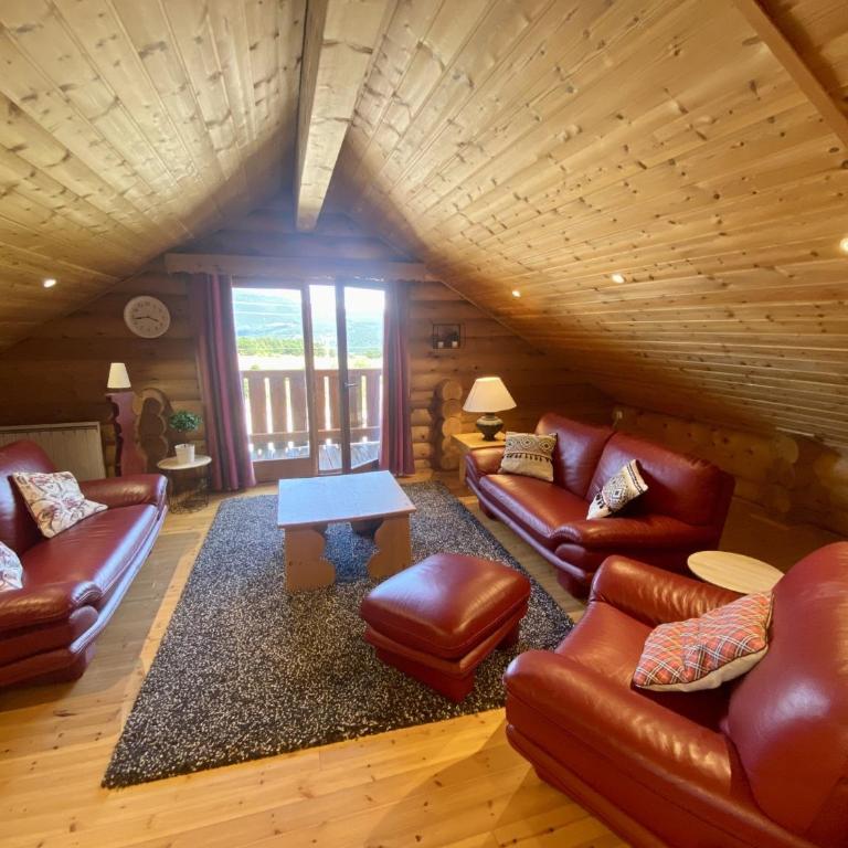 Les Angles : Haut de Chalet 100m², Sauna, 6 Pers - FR-1-758-11 - Apartment - 1