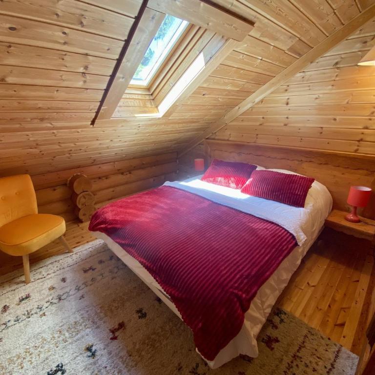 Les Angles : Haut de Chalet 100m², Sauna, 6 Pers - FR-1-758-11 - Apartment - 7