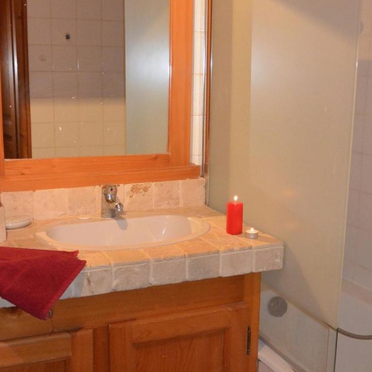 Chalet aux Gets avec Wi-Fi, cheminée, parking privatif, barbecue, proche pistes - FR-1-671-7 - Chalet - 12