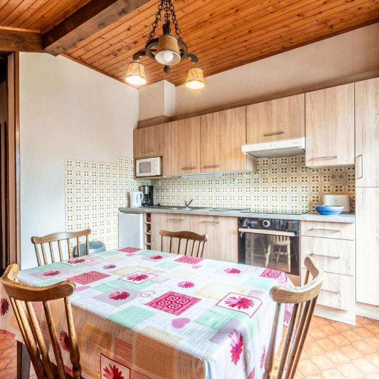 Charmant appartement avec WiFi, parking et animaux admis - FR-1-671-77 - Apartment - 7