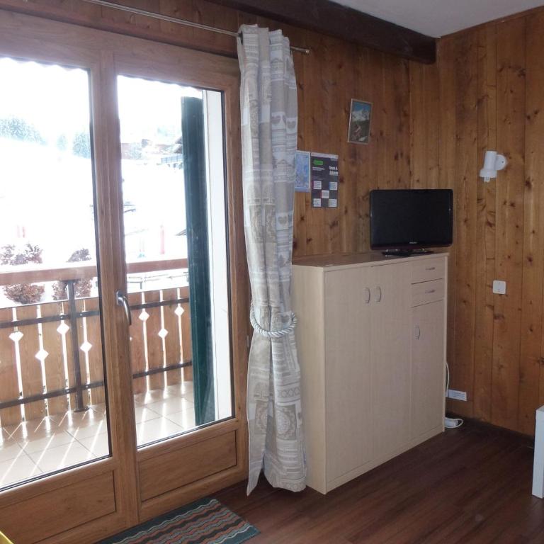 Studio cosy aux Gets, proche des pistes, balcon, Wi-Fi, garage sécurisé, accepte les animaux - FR-1-671-42 - Appartement - 8