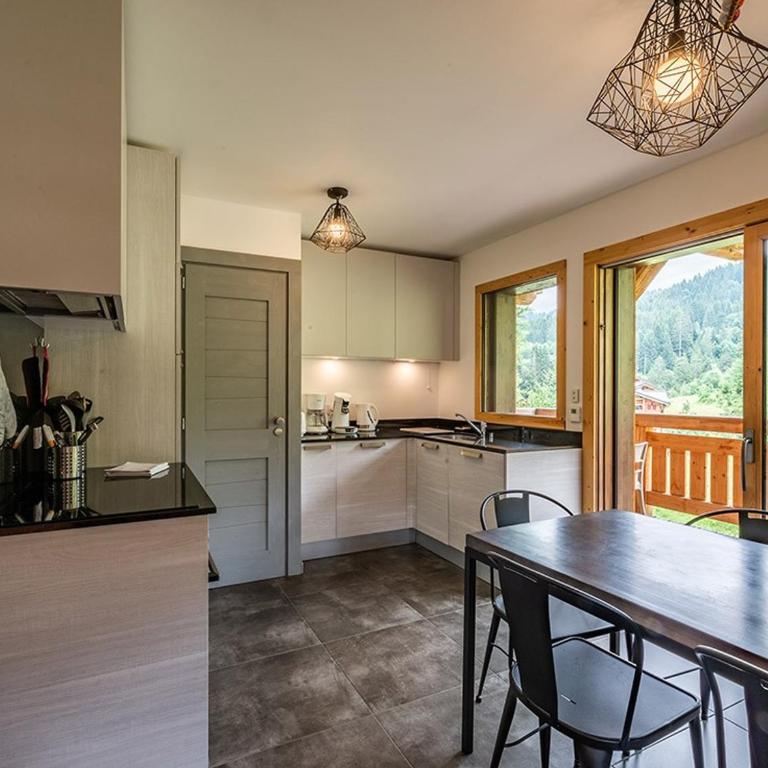 Appartement 3 Pièces + Cabine, 6 Pers, Terrasse Sud/Est, Proche Pistes, Garage, Wi-Fi - FR-1-671-106 - Apartamento - 4