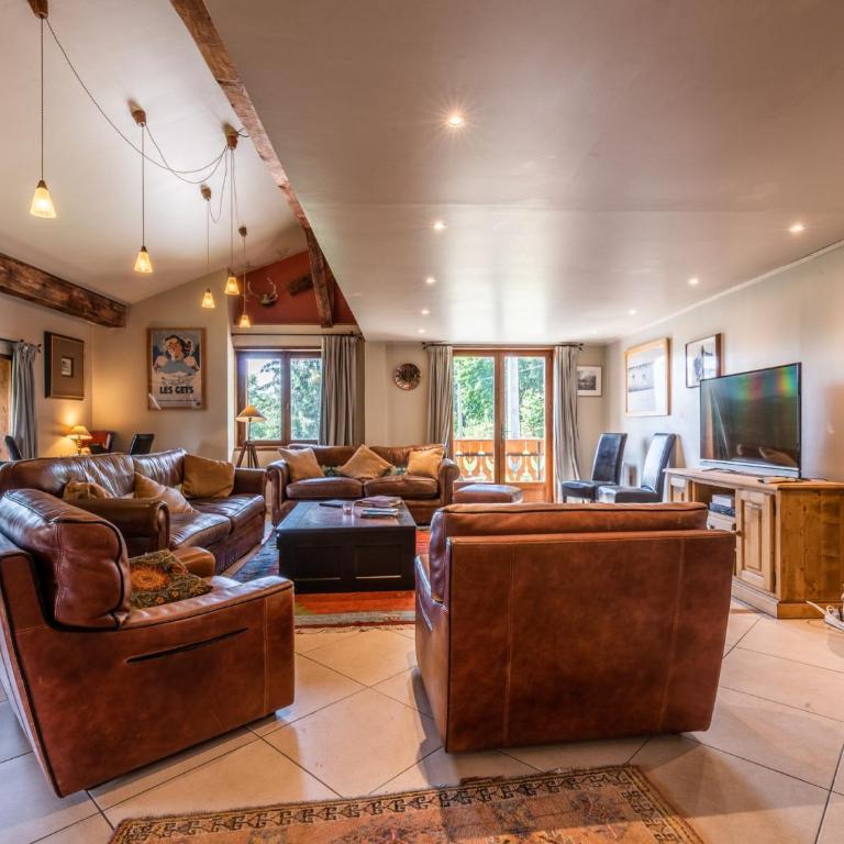 Spacieuse Ferme 6 Chambres aux Gets, 17 Pers, 4 SDB, Balcon, Wi-Fi, Parking Privé, Navette Hiver - FR-1-671-118 - Appartamento - 13