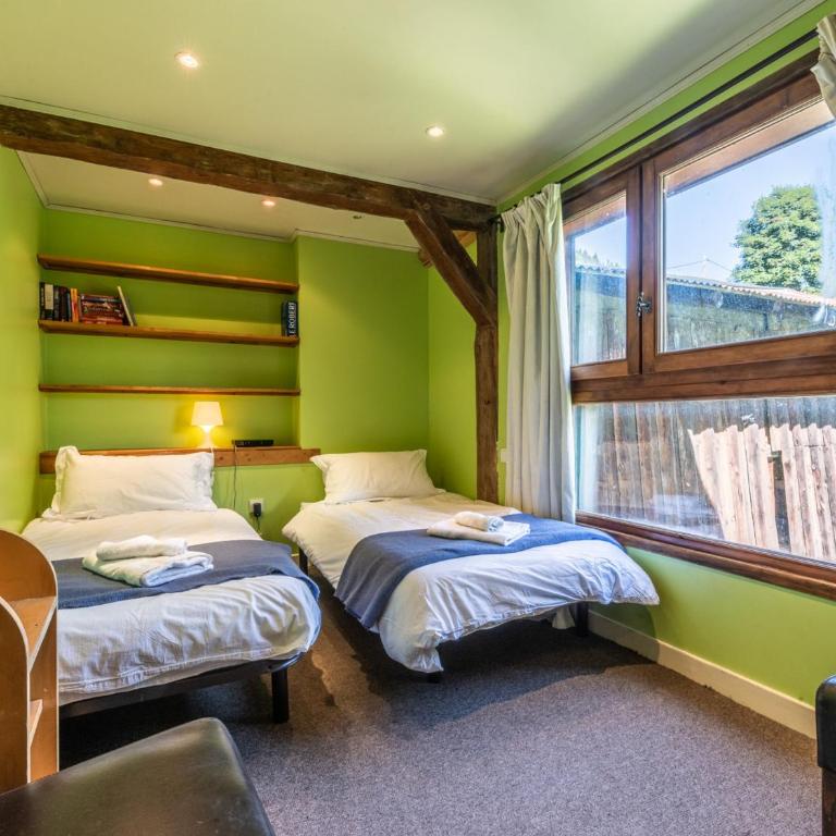 Spacieuse Ferme 6 Chambres aux Gets, 17 Pers, 4 SDB, Balcon, Wi-Fi, Parking Privé, Navette Hiver - FR-1-671-118 - Appartamento - 29