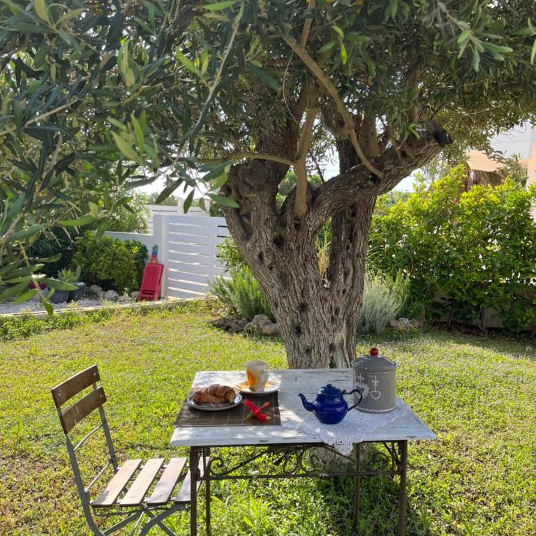 Dimora dell’Ozio in riva al mare - Three-Bedroom Villa - 1