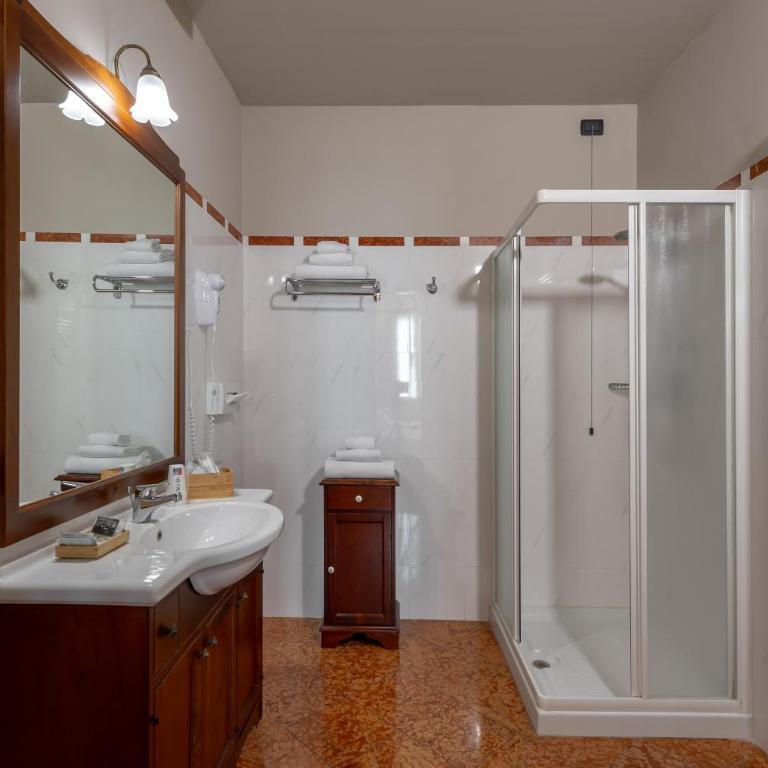 Hotel Antica Dimora, MantegnaHotels - Camera Tripla - 4