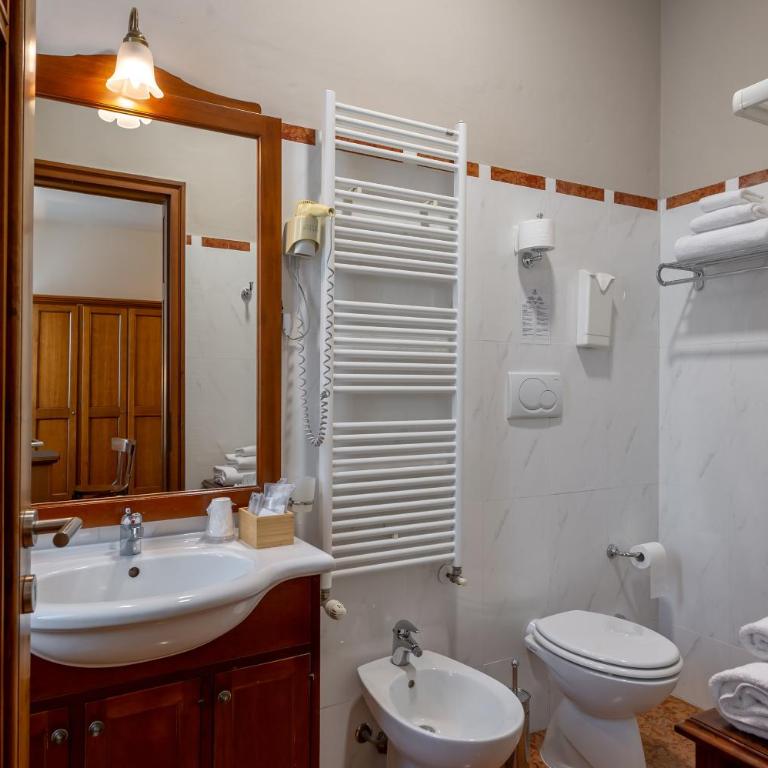 Hotel Antica Dimora, MantegnaHotels - Camera Matrimoniale/Doppia con Letti Singoli - 1