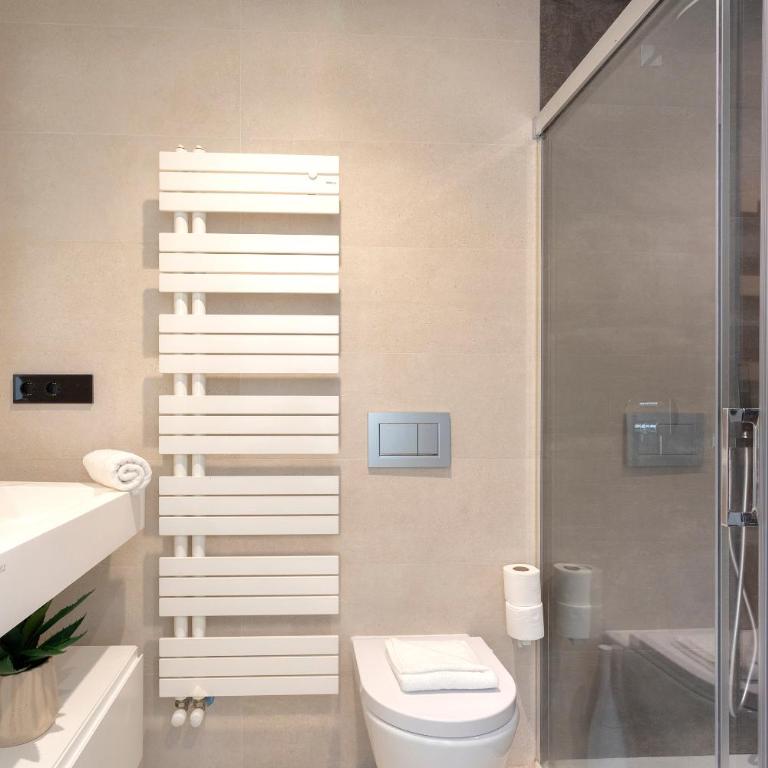Malagueta Beach Front Luxury Apartment by Rent Me - Apartamento de 3 dormitorios - 17