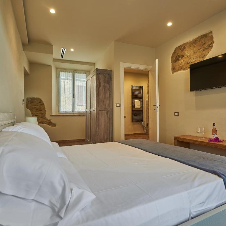 Croce di mezzo - Appartamento con 2 Camere da Letto - 2